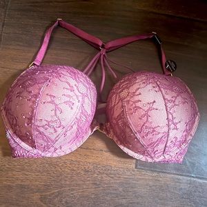Victoria’s Secret Bombshell bra. NEVER BEEN WORN, TAGS STILL ON.
